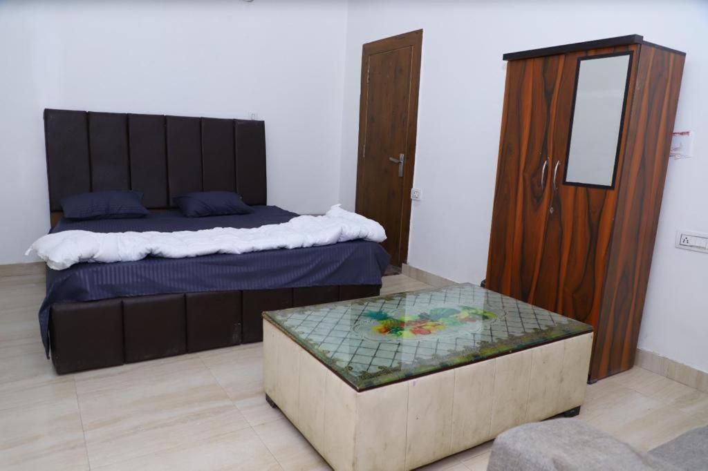 Hotel Aashirvad Faridabad Εξωτερικό φωτογραφία